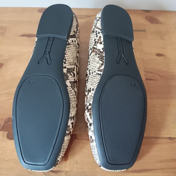 Vionic Hayes Snakeskin Leather Loafer Flats Women's 8.5 Narrow (N) - Picture 7 of 10